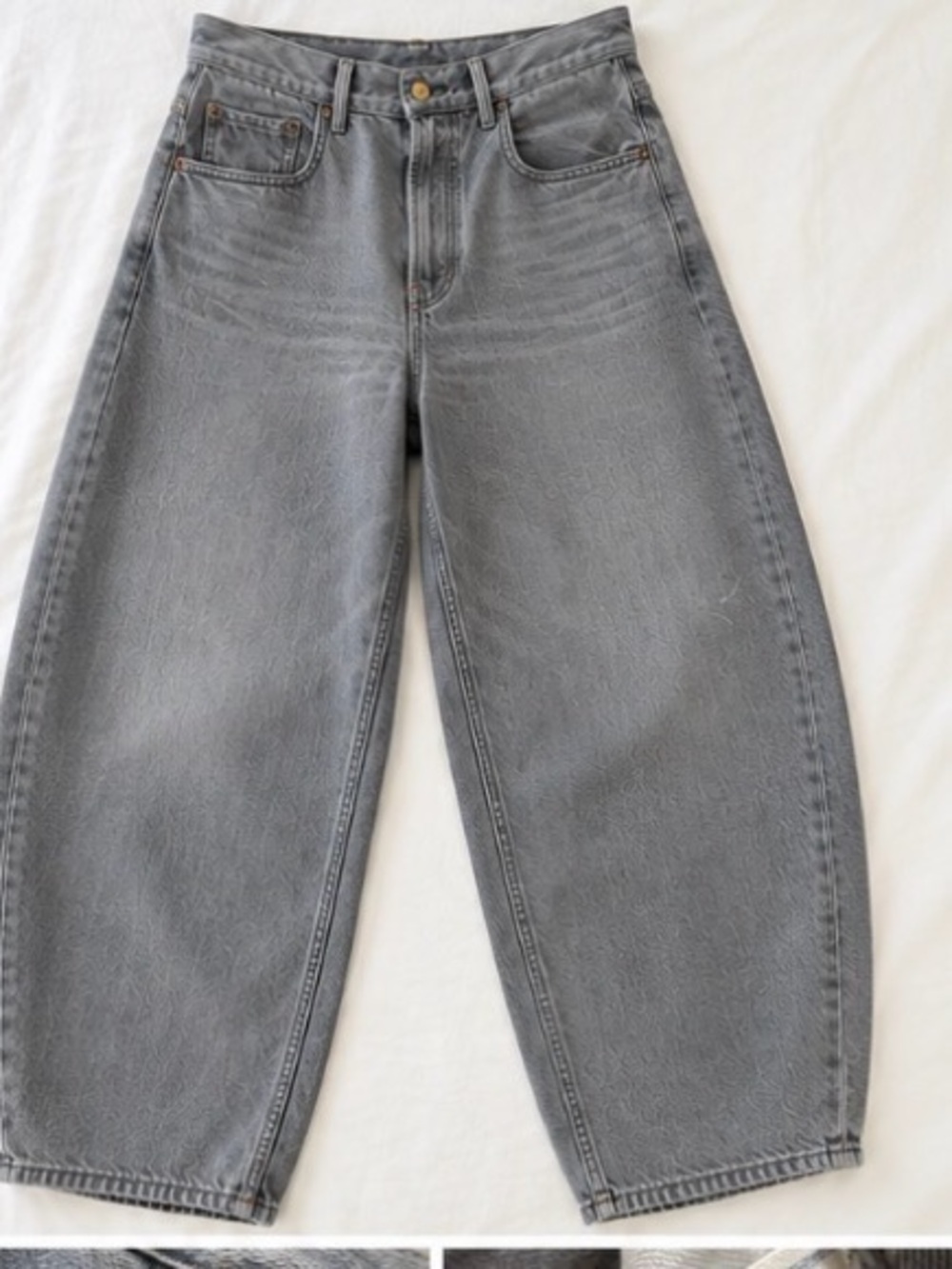 B SIDES Wide-Leg High-Rise Jeans in Gray